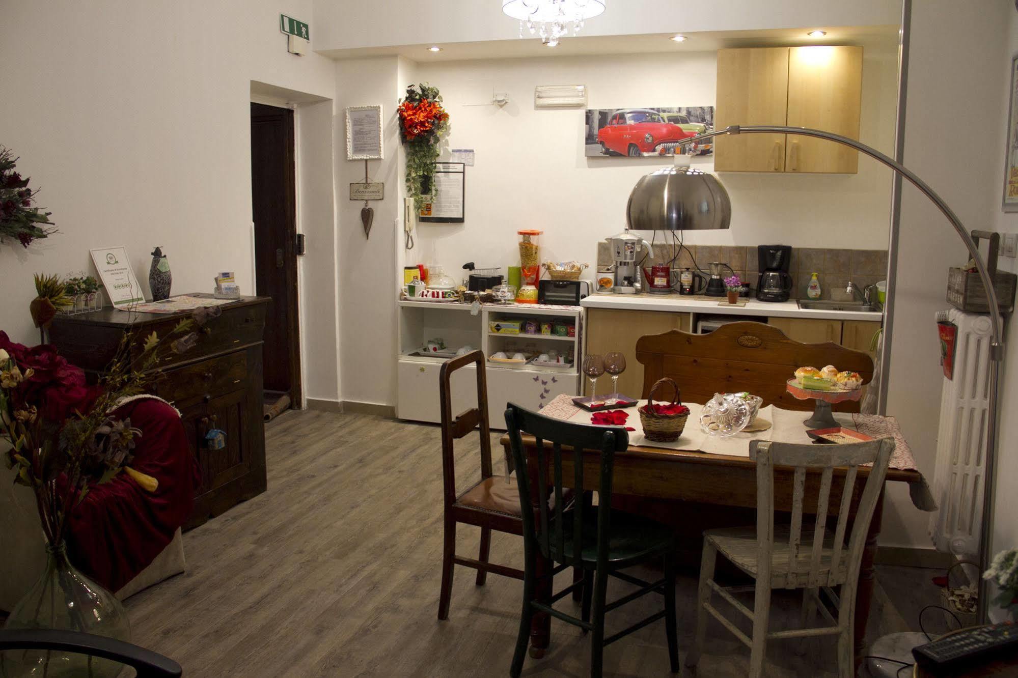 Gentes B&B Rom Eksteriør billede